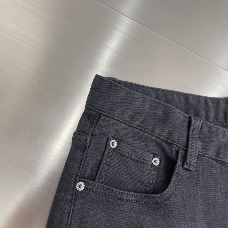 l0vis Vvtt0n jeans